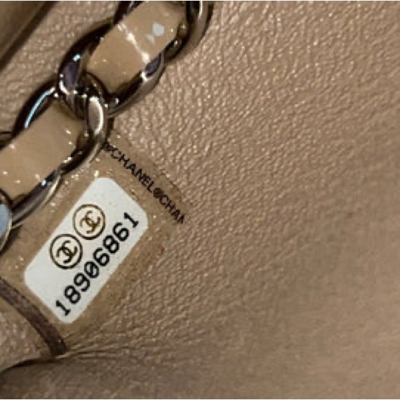 CHANEL CLUTCH ON CHAIN BAG (AUTHENTIC) - Picture 12 of 14